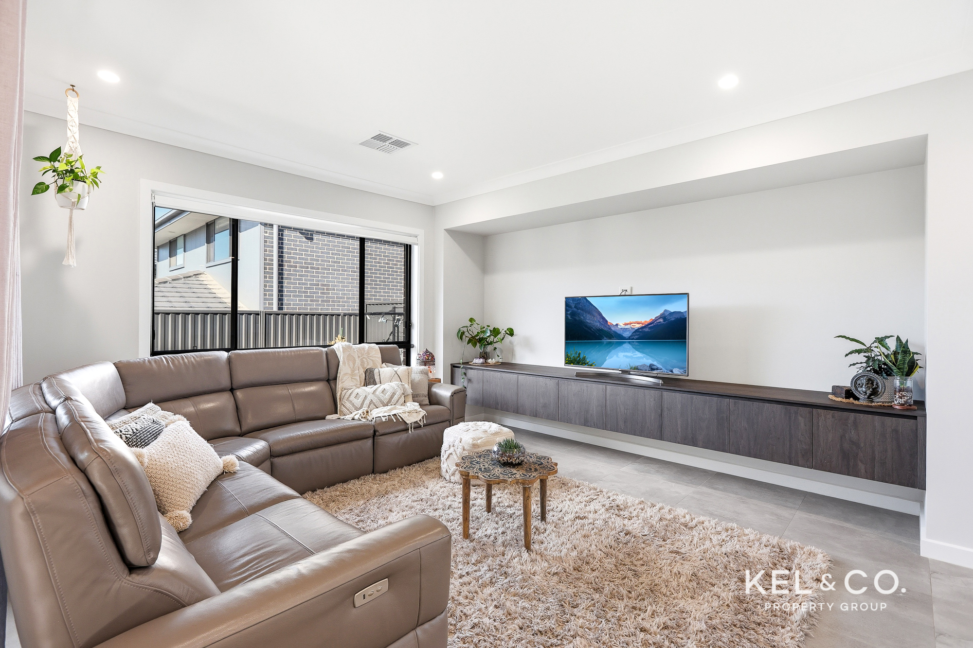 90 Turffontein Avenue, BOX HILL, NSW 2765 Australia